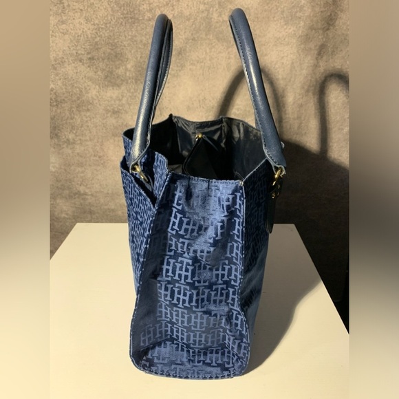 Tommy Hilfiger Navy Blue Tote Bag - Picture 4 of 9